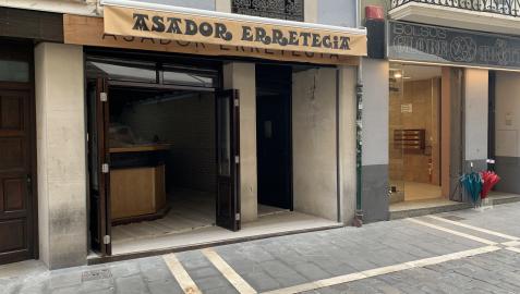 El renovado asador Erretegia en la calle Estafeta