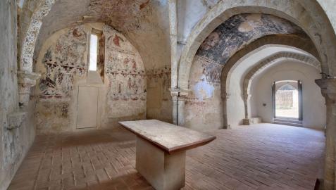 Pinturas murales del siglo XIV en le interior de la ermita Santa Brígida de Olite