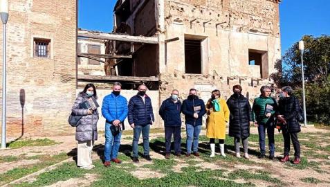 Raquel Garbayo y Miguel Bujanda (NA+), José Antonio Delgado y Valentín Carranza (ADISCO), Carlos Mena (PSN), Marisa de Simón (Izquierda-Ezkerra), Ainhoa Aznárez (Podemos), Txomin González (EH Bildu), y Ana Ansa (Geroa Bai)
