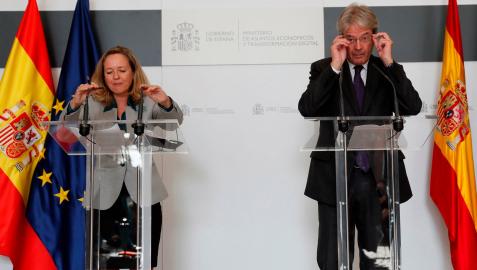 calviño y gentiloni La vicepresidenta Calviño junto al comisario de Economía, Paolo Gentiloni, en octubre en Madrid