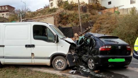 AccideteCarcar Estado en el que quedaron los dos vehículos implicados en el accidente mortal de Cárcer