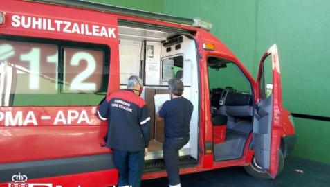 SoS Navarra Dos heridos al chocar un coche y una grúa en Dicastillo
