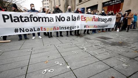 Manifestación contra la reforma de la ley de seguridad ciudadana en Pamplona Los sindicatos policiales que forman la plataforma 'No a la España insegura' se han concentrado este miércoles en Pamplona
