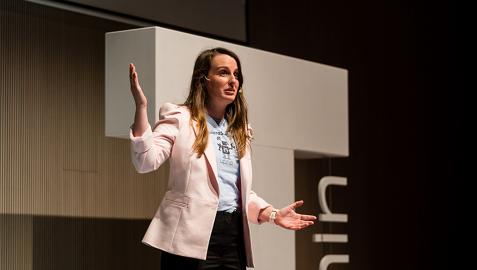 Leyre Catalán Ros en un momento de su intervención Leyre Catalán Ros en un momento de su intervención
