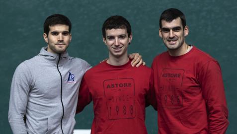 Zabaleta, Martija y Ezkurdia han jugado combinados en el Parejas Zabaleta, Martija y Ezkurdia han jugado combinados en el Parejas