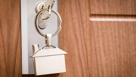Puerta de acceso a una vivienda Puerta de acceso a una vivienda