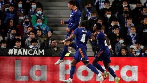 RSocRMad Los jugadores del Real Madrid celebran el tanto de Jovic, que ponia el 0-2 en el marcador
