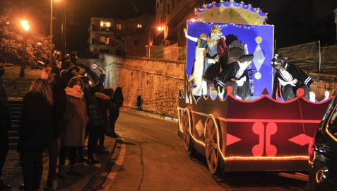 El público acudió en menor número a la cabalgata El público acudió en menor número a la cabalgata