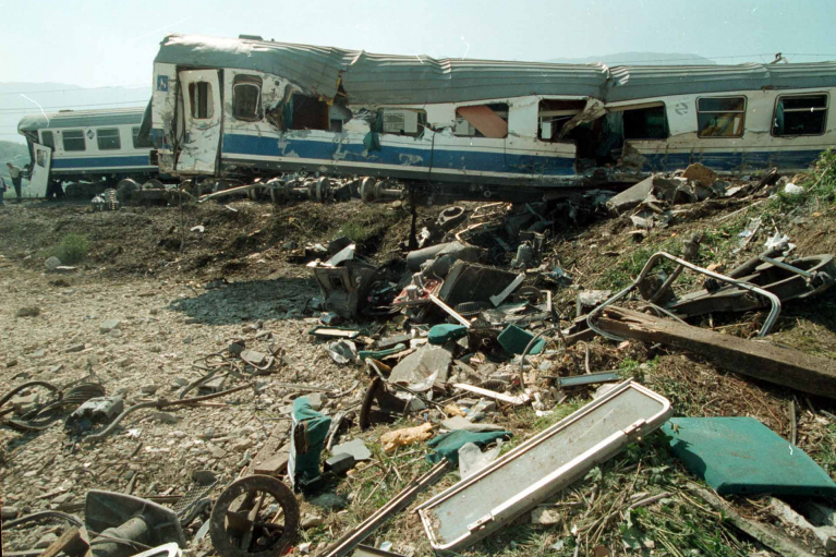 Fotos del accidente ferroviario del Uharte Arakil. Fotos del accidente ferroviario del Uharte Arakil.