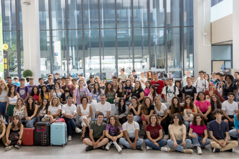 La expedición navarra de FP partió este domingo desde el aeropuerto de Noáin rumbo a Paderborn, donde permanecerá una semana perfeccionado sus conocimientos en lengua extranjera.