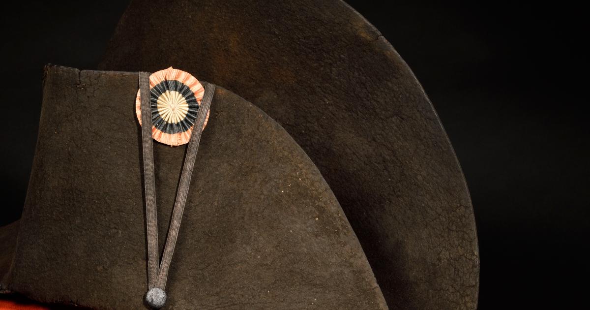 Chapeau Napoléon bicorne • Créations Chapeaux Chapeau Napoléon bicorne • Créations Chapeaux