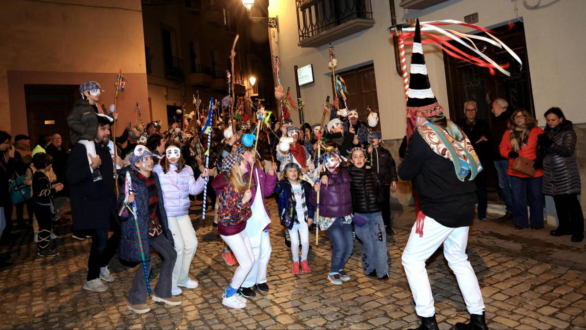 <![CDATA[Tudela inicia su carnaval entre Zipoteros y Diablos]]>