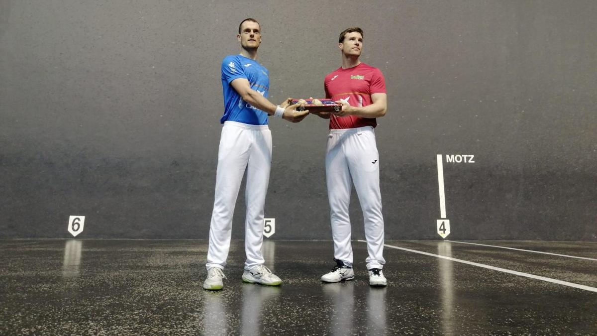 A la final del Navarra Arena se va por el Atano III
