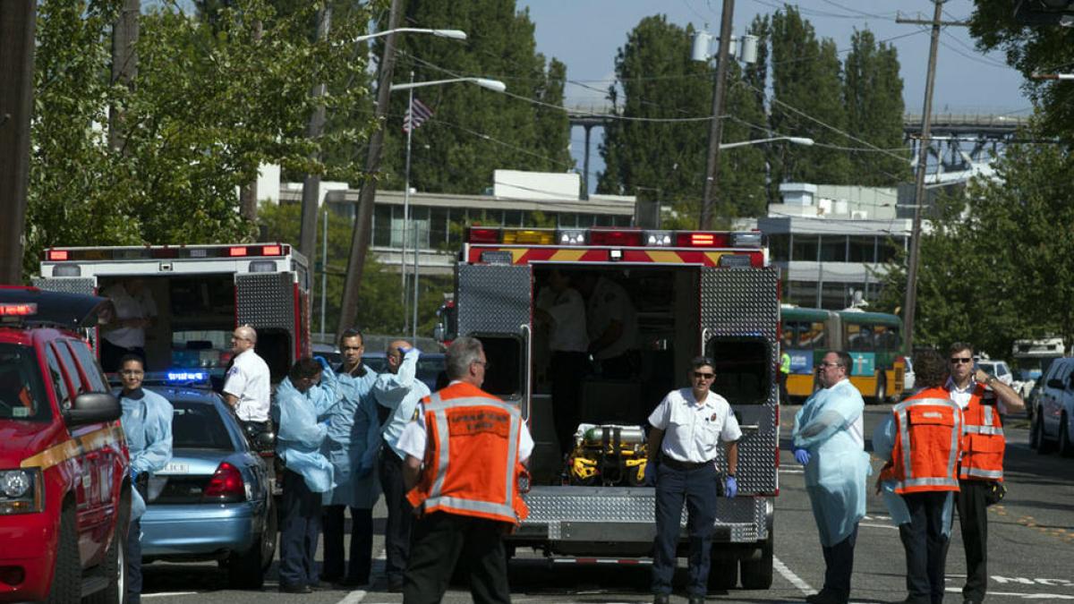 <![CDATA[Mueren dos personas en un tiroteo en una residencia de una universidad en Carolina del Sur, EEUU]]>