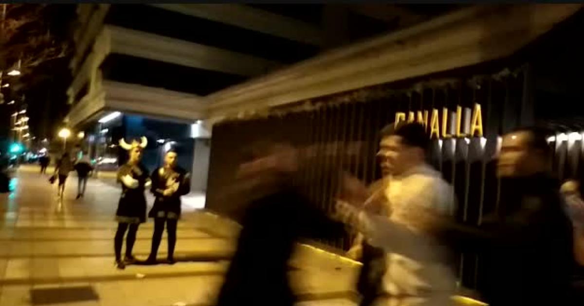 vídeo del momento de la agresión en el exterior de la discoteca canalla