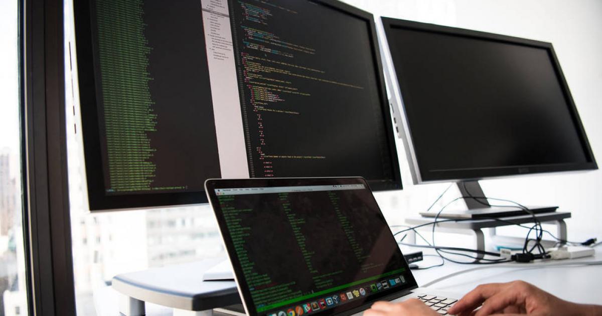 Navarra demanda más de 440 profesionales con perfiles digitales y estos son los más solicitados