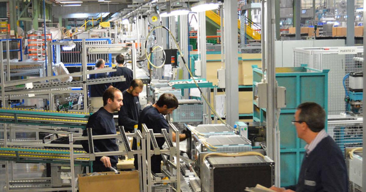 BSH, en un comunicado: "La fábrica continuará produciendo electrodomésticos hasta finales de año"