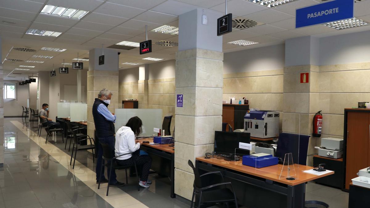 <![CDATA[Alertan de que la oficina del DNI de Pamplona afronta una 
