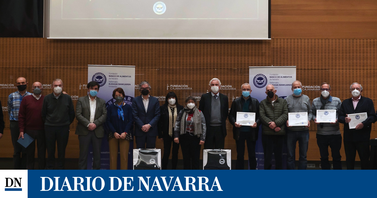 El Banco de Alimentos de Navarra entrega a Viscofan y a Goikoa sus ‘Chalecos Solidarios 2021’
