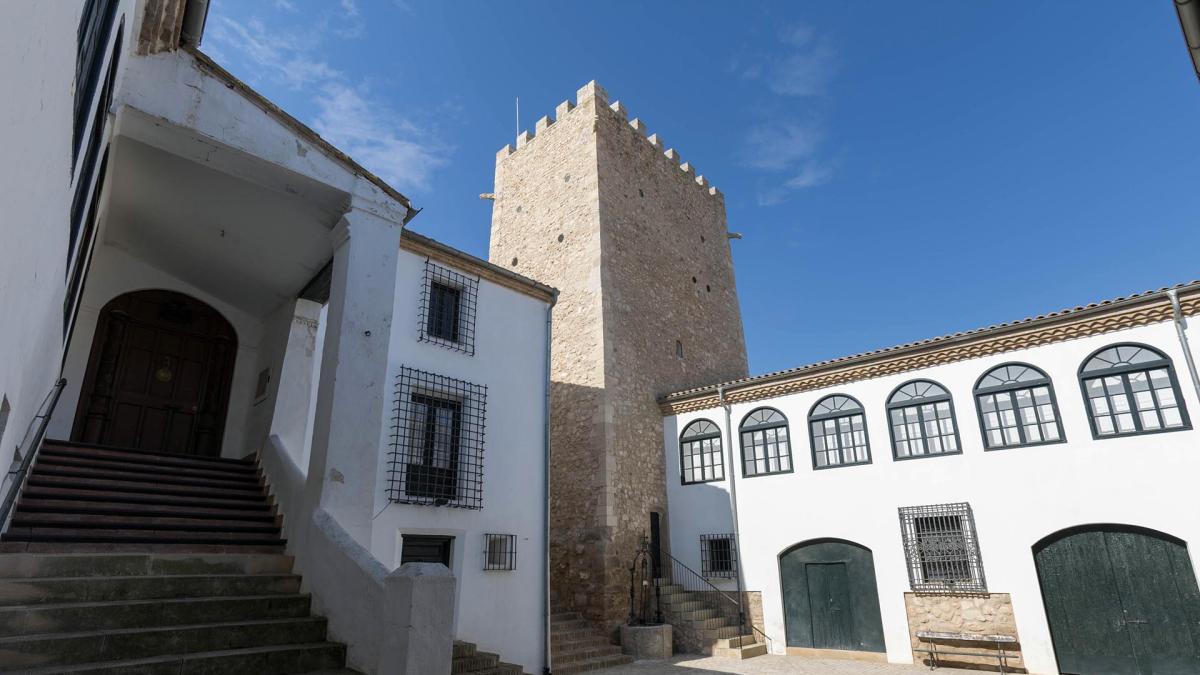 <![CDATA[Un torreón que pronto volverá a guardar historias en Cortes]]>