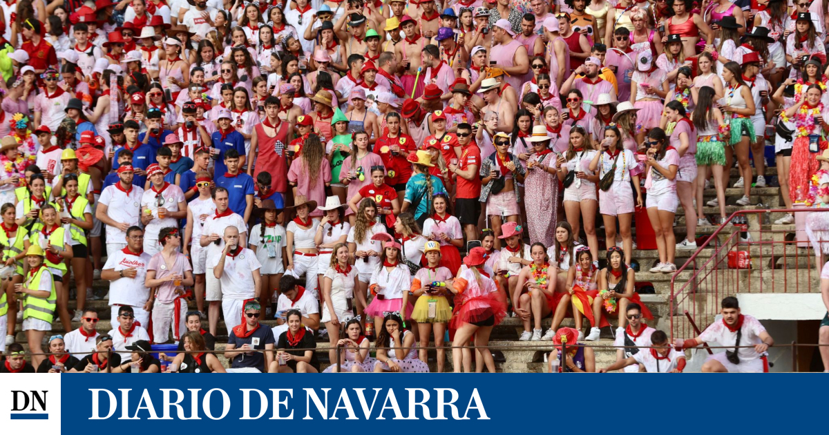 La Policía Foral recuerda que está prohibido insultar y arrojar objetos durante los espectáculos taurinos