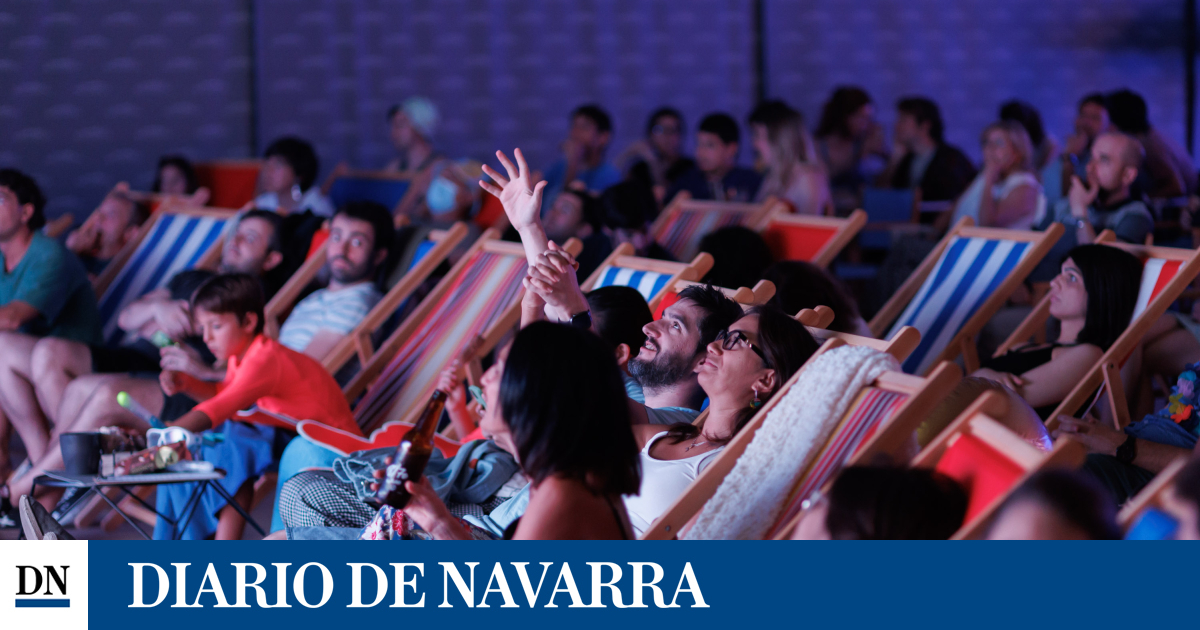 Planes con niños en Pamplona para esta semana: cine al aire libre y en la "playa", taller de yoga y visitas guiadas