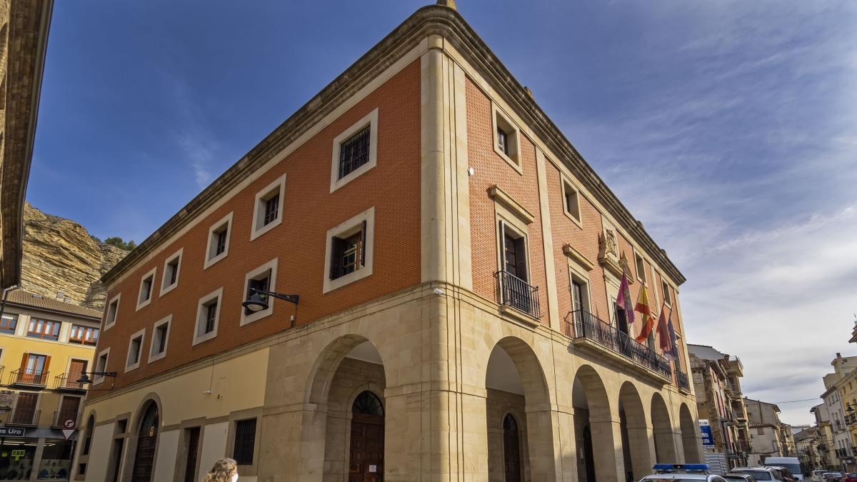 <![CDATA[UPN de Lodosa tilda de cobarde una decisión de la alcaldesa]]>