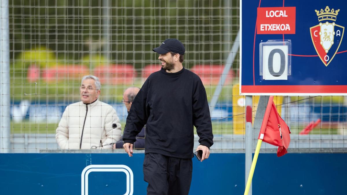 <![CDATA[Multa de 200.000 euros a Piqué por utilizar información privilegiada]]>
