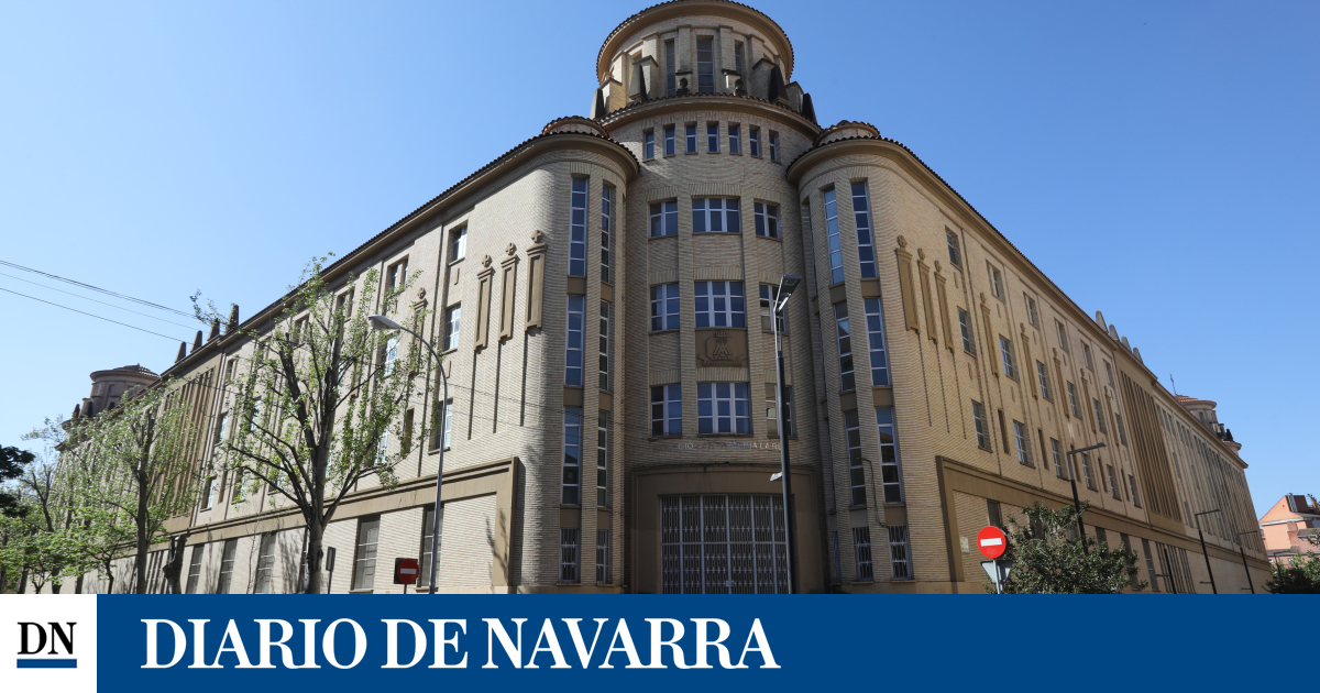 Los afectados por las VPO de Maristas recurren por primera vez a las movilizaciones