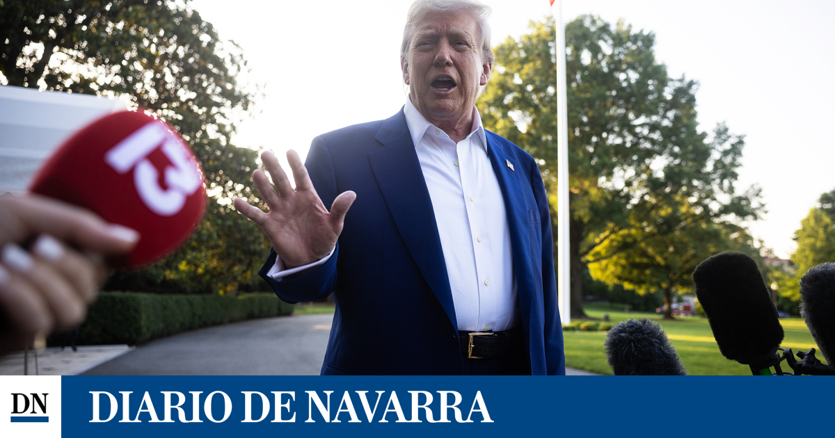 Trump recurre a la socia de Jeffrey Epstein, Ghislaine Maxwell, como posible coartada