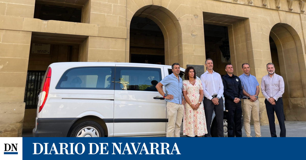 Navarra cede una furgoneta a la Policía Nacional de Ucrania para evacuar a familiares de los agentes en el frente de guerra