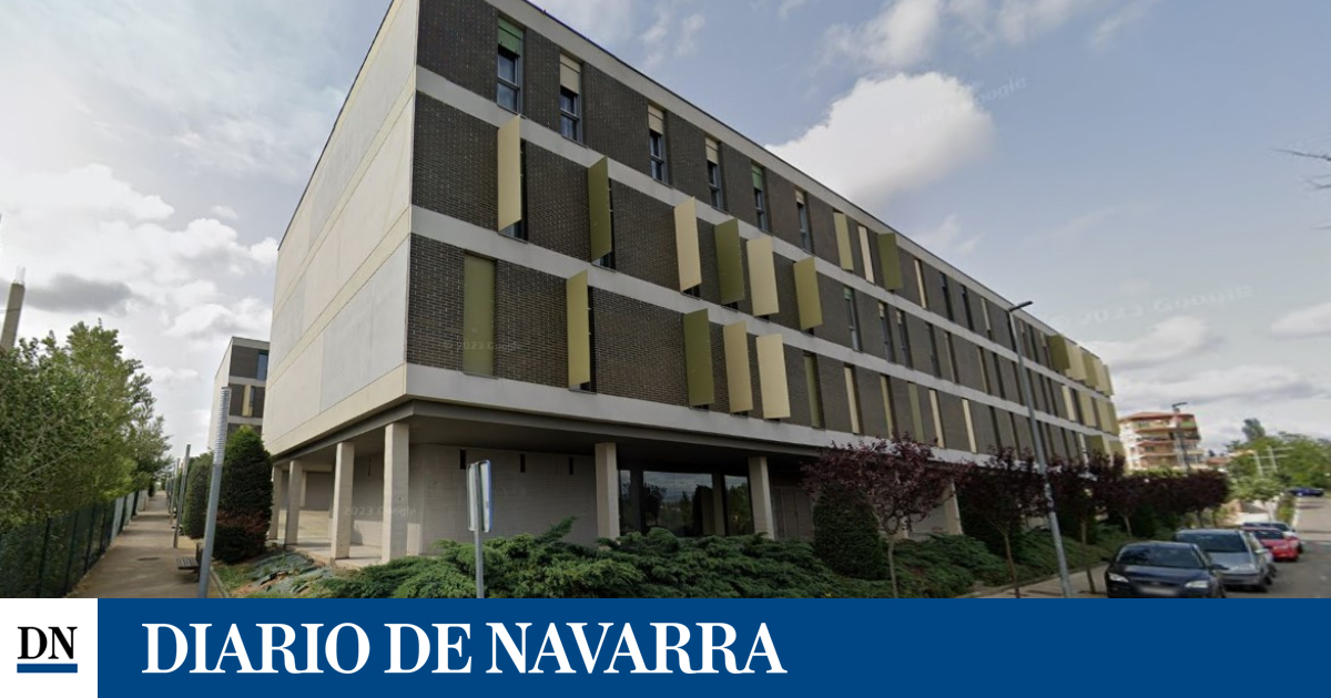 A subasta pública un local comercial, dos plazas de garaje y un terreno en Corella, Tudela y Valle de Egués