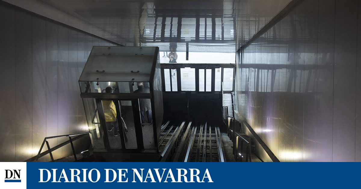 Las reparaciones en los ascensores de Descalzos se prolongan una semana por la aparición de una avería inesperada
