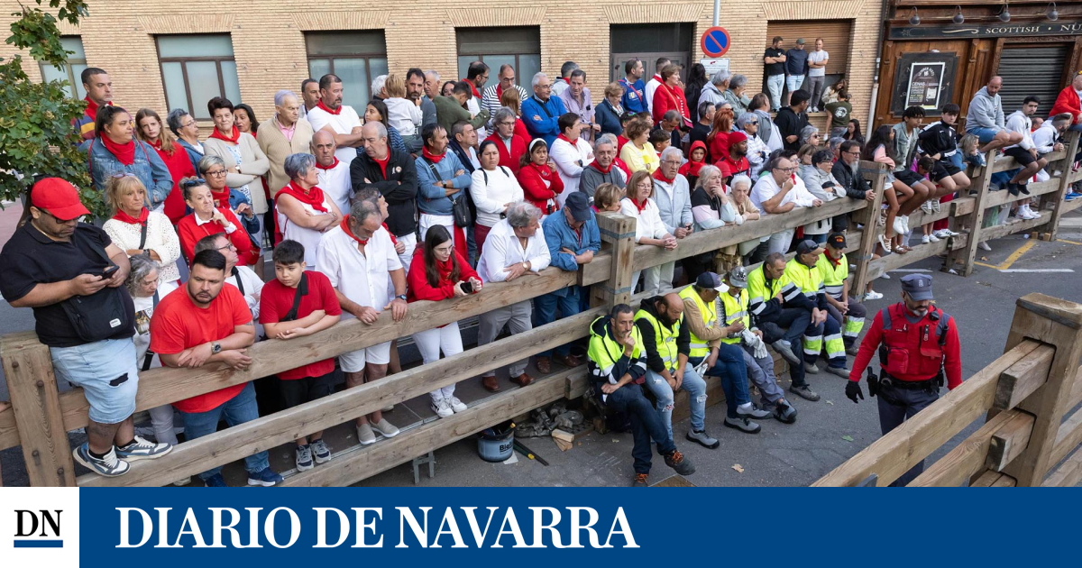 Fotos del primer encierro de fiestas de Tudela 2025