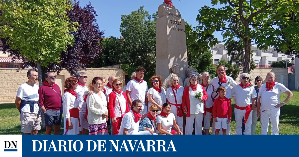 Vídeo del homenaje a la jota en las fiestas de Tudela con una escultura renovada