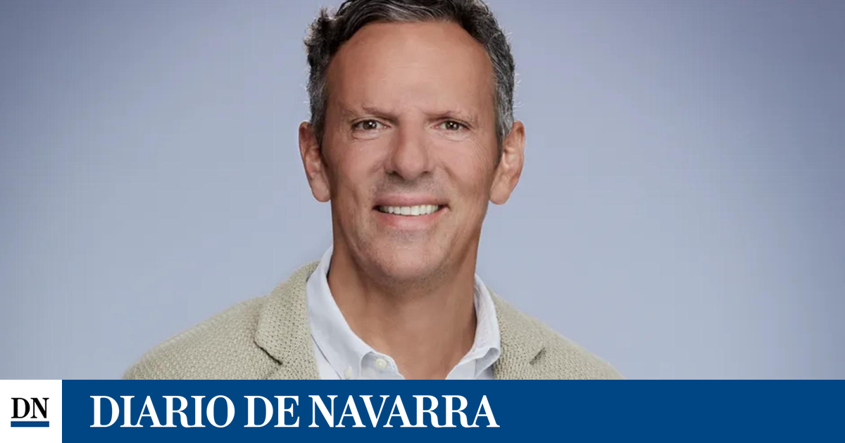 Joaquín Prat anuncia su boda con Alexia Pla tras tres años de relación