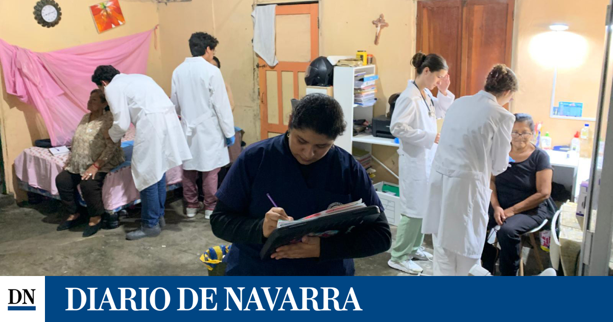 Salud al Corazón de Ecuador: Estudiantes y Expertos de la Clínica Universidad de Navarra Llevan Atención Médica a Comunidades Vulnerables