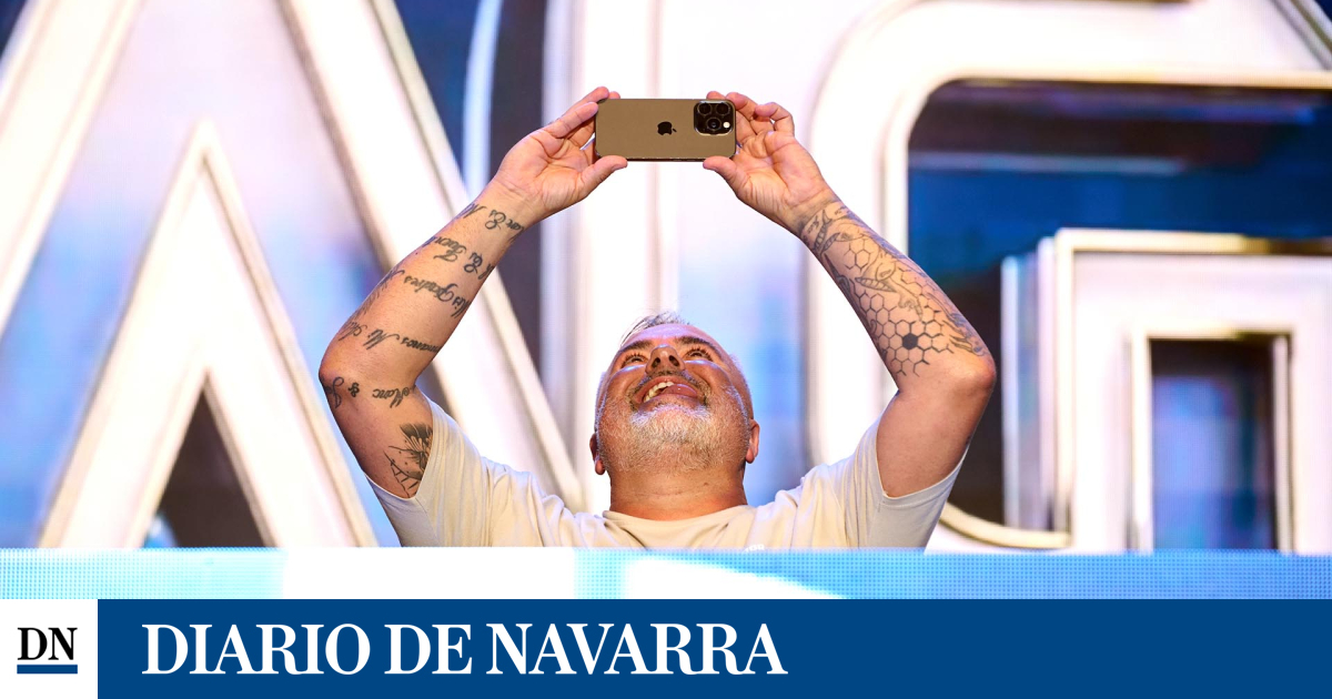 Juan Magán hace arder el Navarra Arena