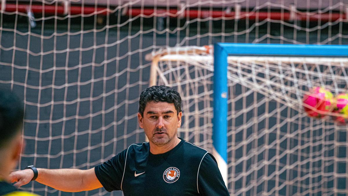 <![CDATA[Daniel Ibañes deja de ser entrenador del Ribera Navarra]]>