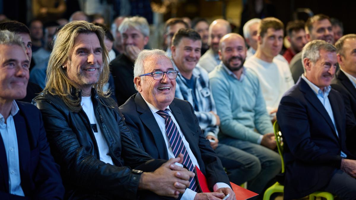 <![CDATA[Llamada a la tranquilidad en Osasuna]]>