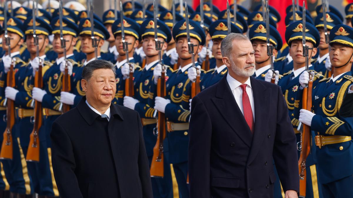 <![CDATA[Felipe VI y Xi Jinping resaltan la amistad y la relación de confianza entre España y China]]>