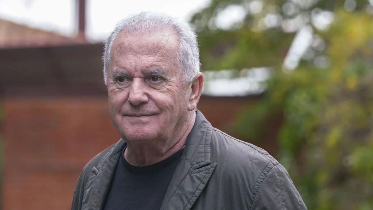 <![CDATA[Víctor Manuel afronta su primera nominación a los Goya: "Mucha gente se ha alegrado"]]>