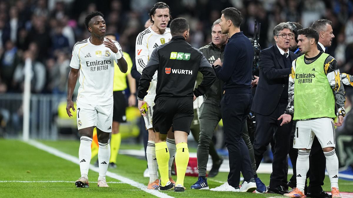 <![CDATA[Vinícius: "No pude conectar con lo que quería Xabi, con Arbeloa tengo conexión especial"]]>