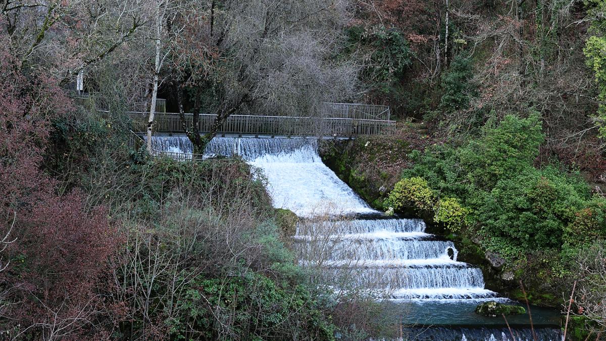 <![CDATA[Rescatada una mujer de 82 años tras sufrir una caída en el Nacedero de Arteta]]>