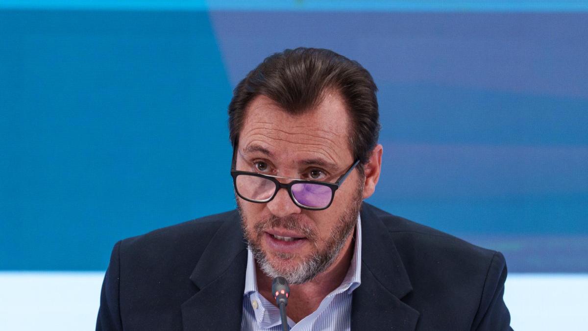 <![CDATA[Óscar Puente: "Las aerolíneas dicen que no habrá es