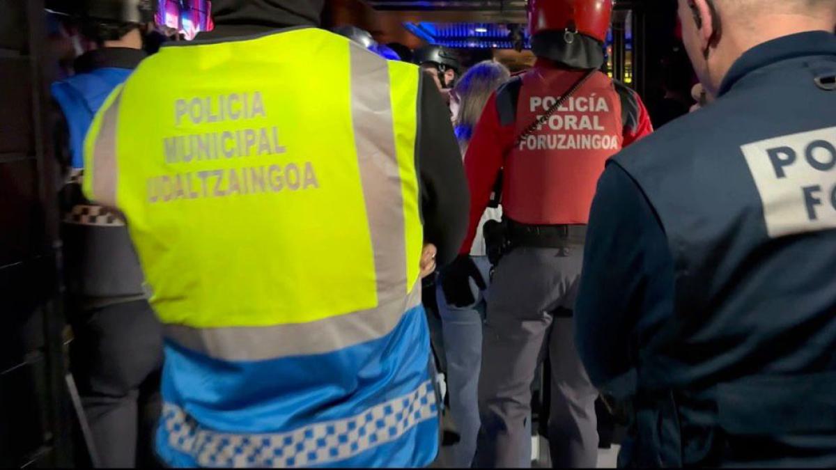 <![CDATA[Intervención en un local de ocio de Pamplona: exceso de aforo y presencia de menores de edad]]>