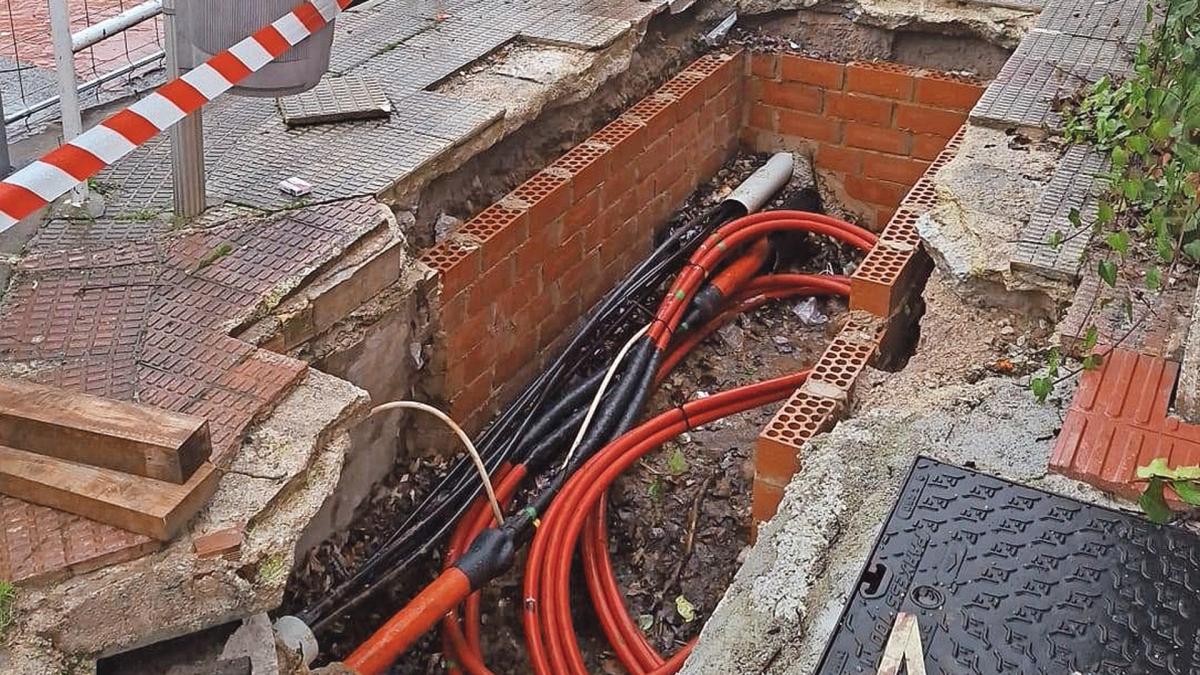 <![CDATA[Comienza, quince meses después, la conexión de los pisos de Nasuvinsa en Barañáin]]>