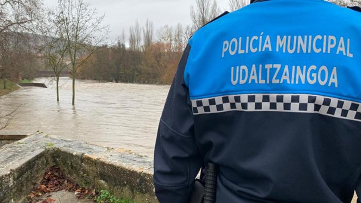 <![CDATA[Activada la prealerta en Pamplona por la crecida del Arga]]>