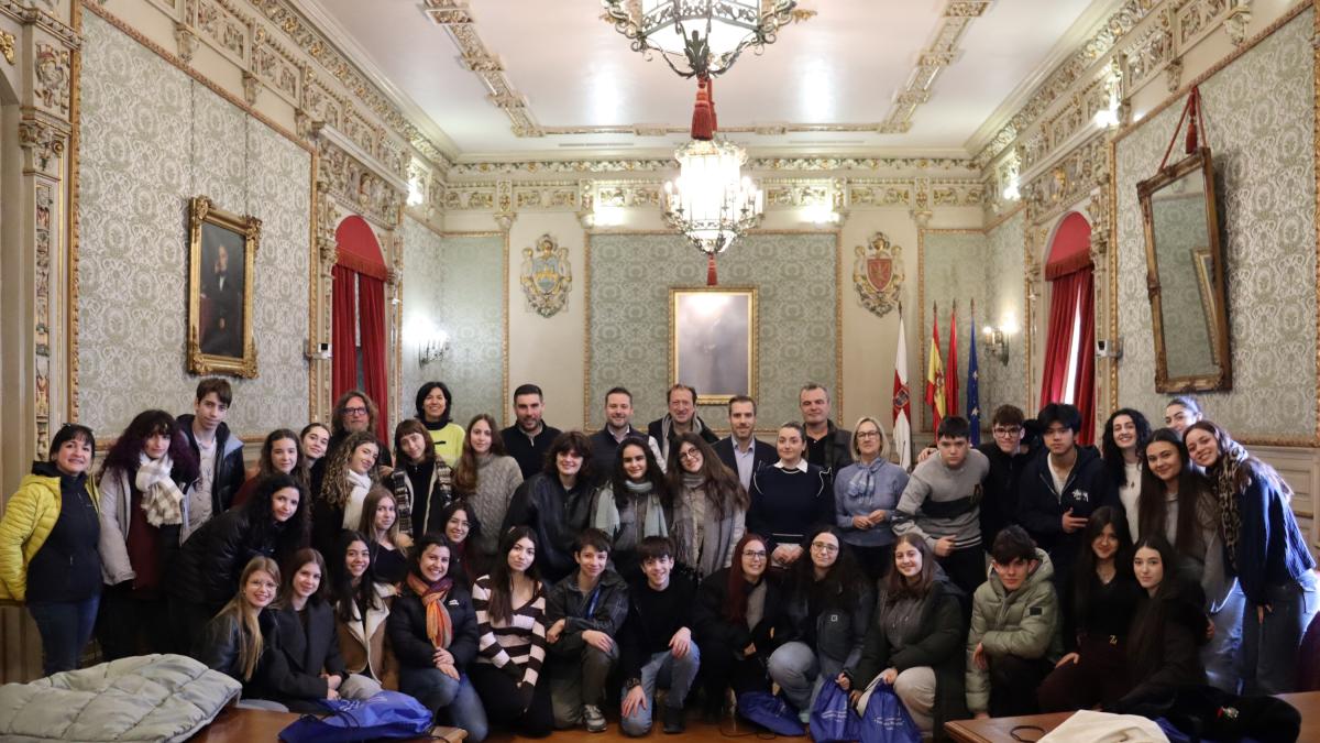 <![CDATA[Tudela arropa a la Escuela de Música Nou Barris de Barcelona]]>