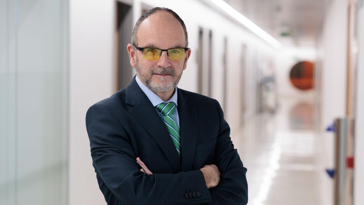 <![CDATA[Dr. Francisco Leal, de la Clínica Universidad de Navarra: “El dolor crónico disfuncional es fisiológico y medible. No es ni exageración ni debilidad”]]>